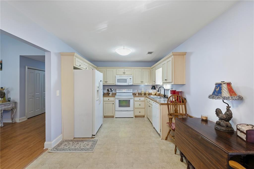 226 Northridge Road Ball Ground, GA 30107 - Photo 13 of 37