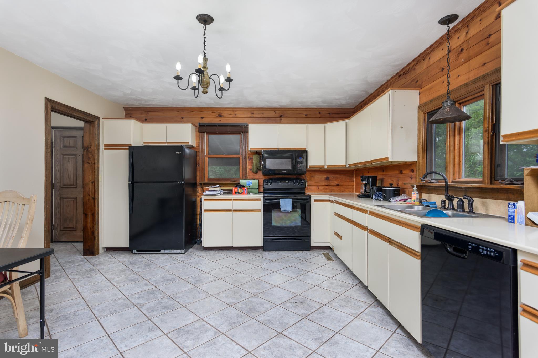 201 Center Road Newport, PA 17074 - Photo 14 of 30 Gallery Image 14