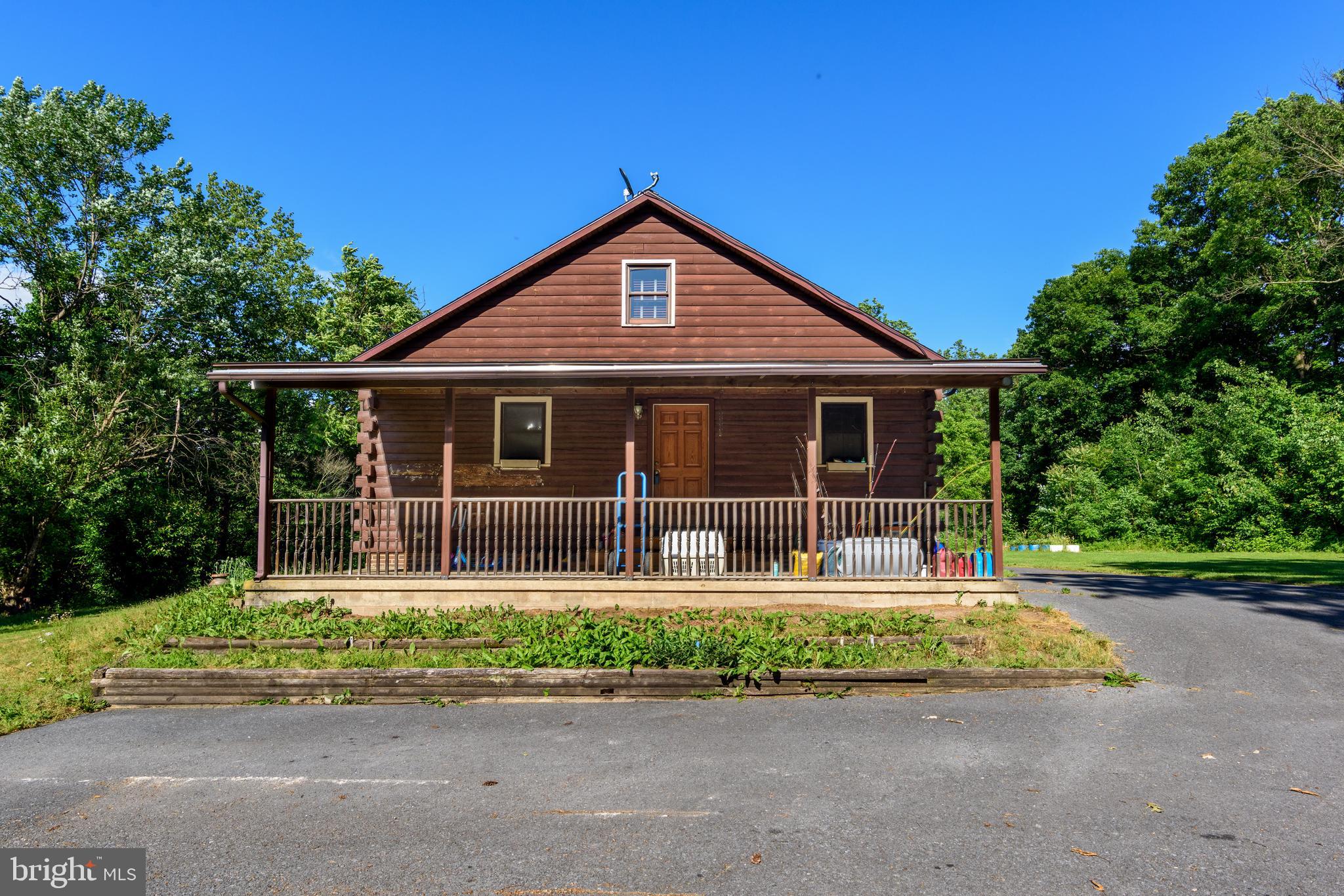 201 Center Road Newport, PA 17074 - Photo 3 of 30 Gallery Image 3