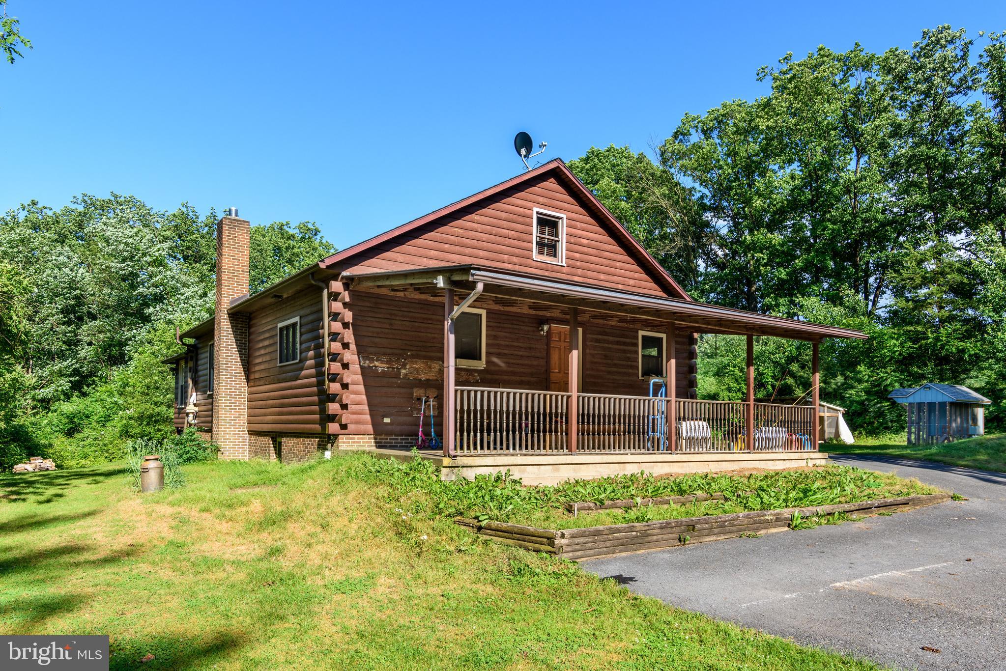 201 Center Road Newport, PA 17074 - Photo 4 of 30 Gallery Image 4