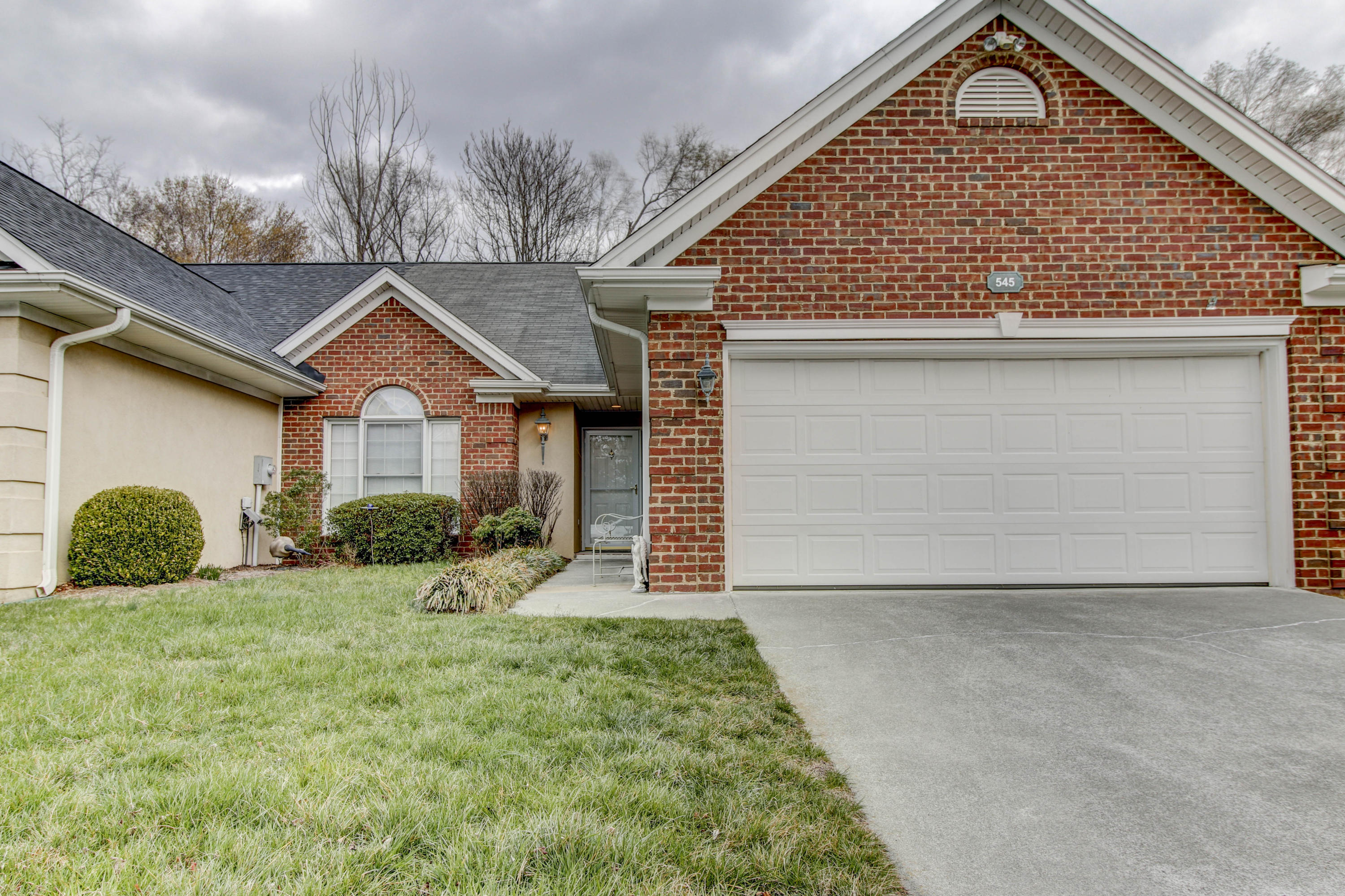 545 Deer Ridge Lane Vinton, VA 24179 - Photo 2 of 23 _MG_4971_2_3_4_5_6_7
