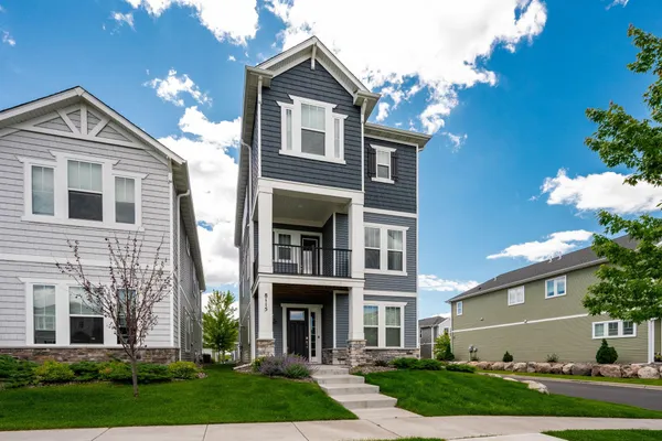 $515,000 | 8115 Arrowwood Lane North, Maple Grove, MN 55369