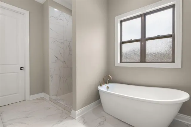 $339,500 | 2625 Laura Lane, Lake Charles, LA 70605