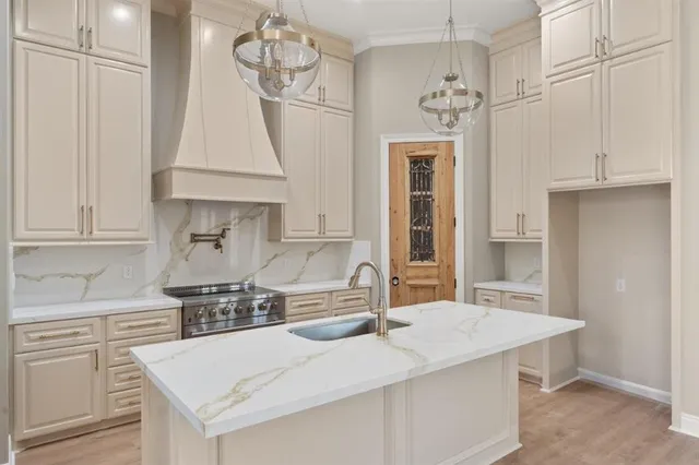 $339,500 | 2625 Laura Lane, Lake Charles, LA 70605