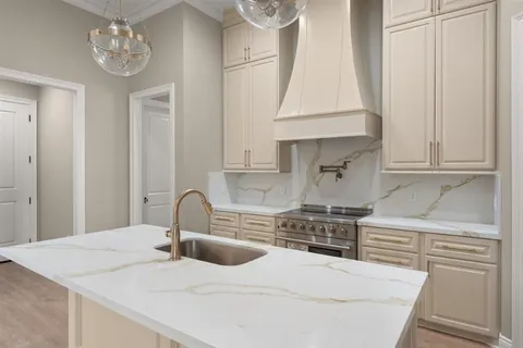 $339,500 | 2625 Laura Lane, Lake Charles, LA 70605