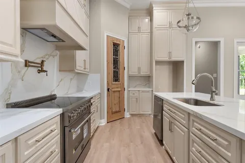 $339,500 | 2625 Laura Lane, Lake Charles, LA 70605