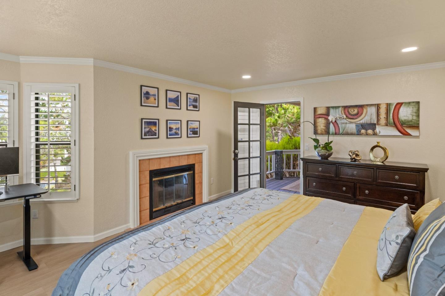 2896 Ransford Avenue Pacific Grove, CA 93950 - Photo 14 of 28 a bedroom with a bed and a window