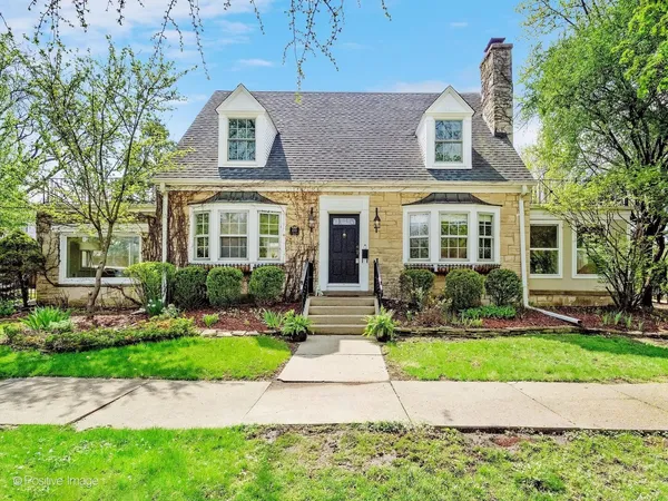 $675,000 | 1001 South Brainard Avenue, La Grange, IL 60525