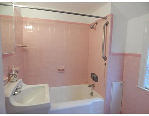 26 Bellevue Road Quincy, MA 02171 - Photo 11 of 27 Gallery Image 11