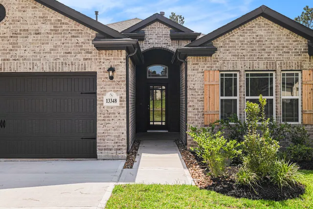 $419,990 | 13348 Wichita Fall Trl Road, Conroe, TX 77303