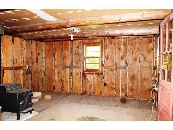 231 Cahill Road Pittsfield, VT 05762 - Photo 6 of 9