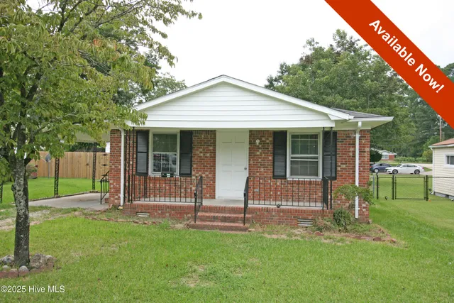 $1,325 | 1329 Hazel Avenue, New Bern, NC 28560