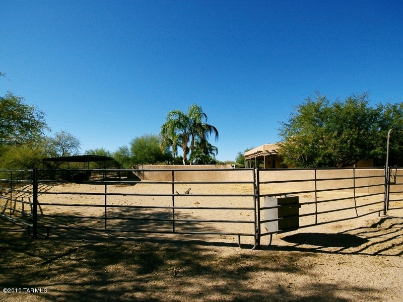 51 South Mustang Ranch Tucson, AZ 85748 - Photo 40 of 47