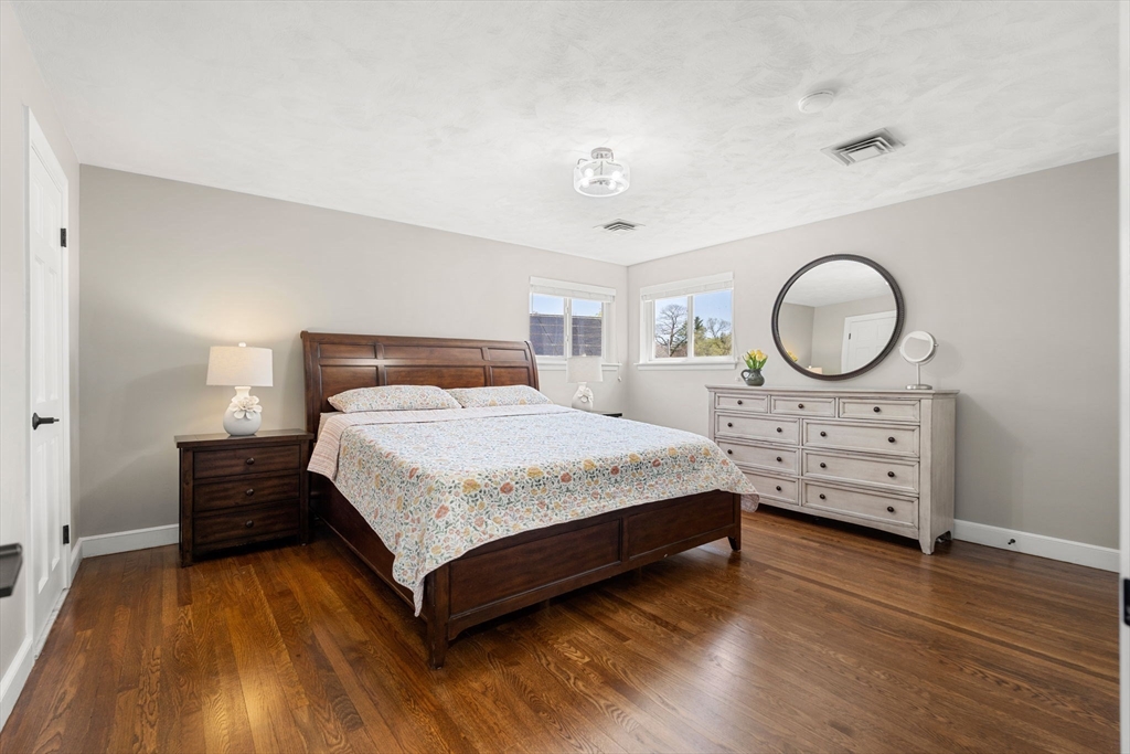6 Melina Road Newton, MA 02459 - Photo 17 of 42 Gallery Image 17