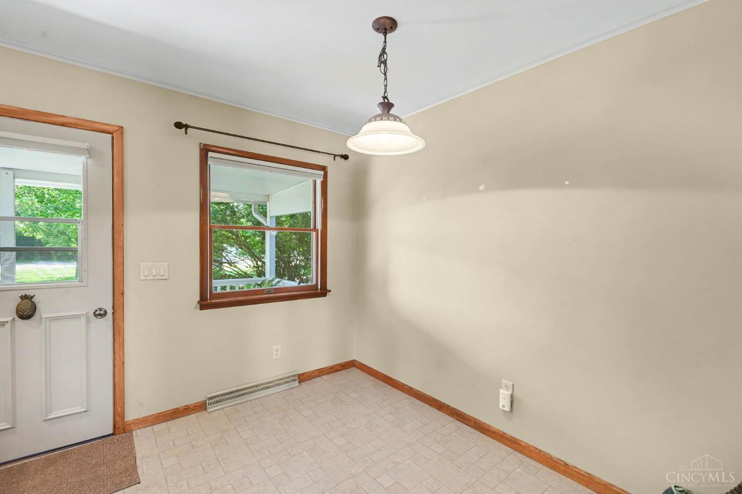 1569 Boyle Road Hamilton, OH 45013 - Photo 7 of 26 Gallery Image 7