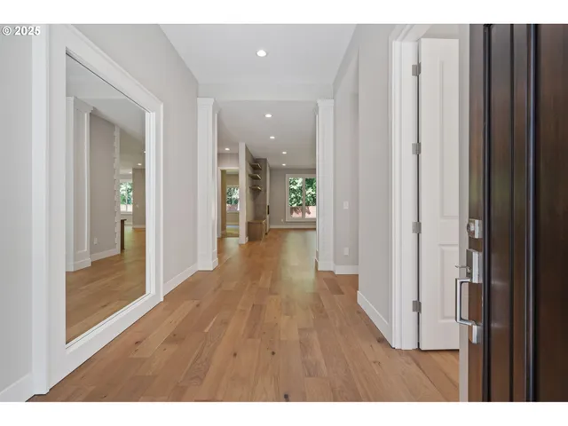 $1,150,000 | 16010 Northeast 152nd Avenue, Brush Prairie, WA 98606