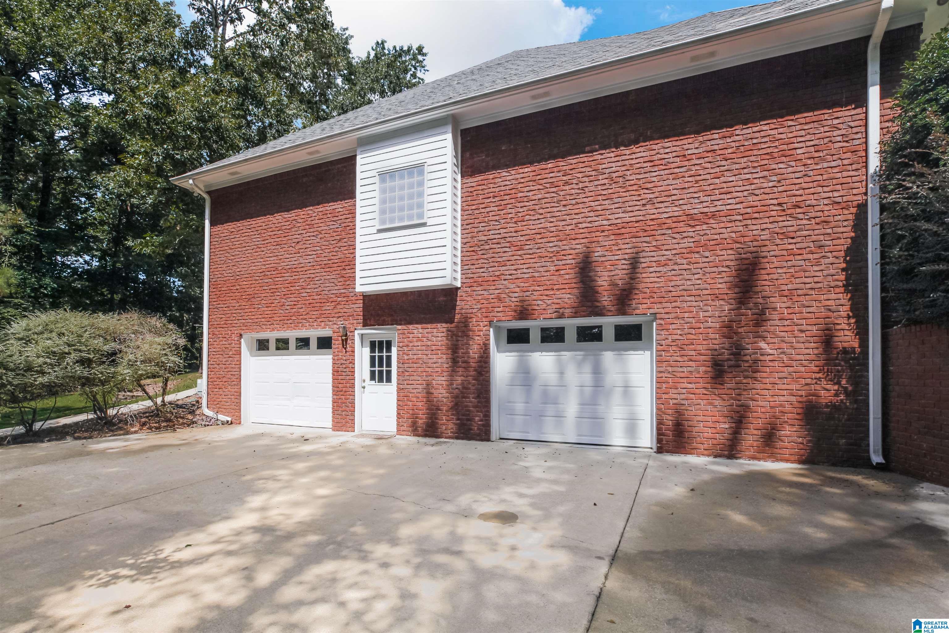 125 Oakmont Road Birmingham, AL 35244 - Photo 40 of 50