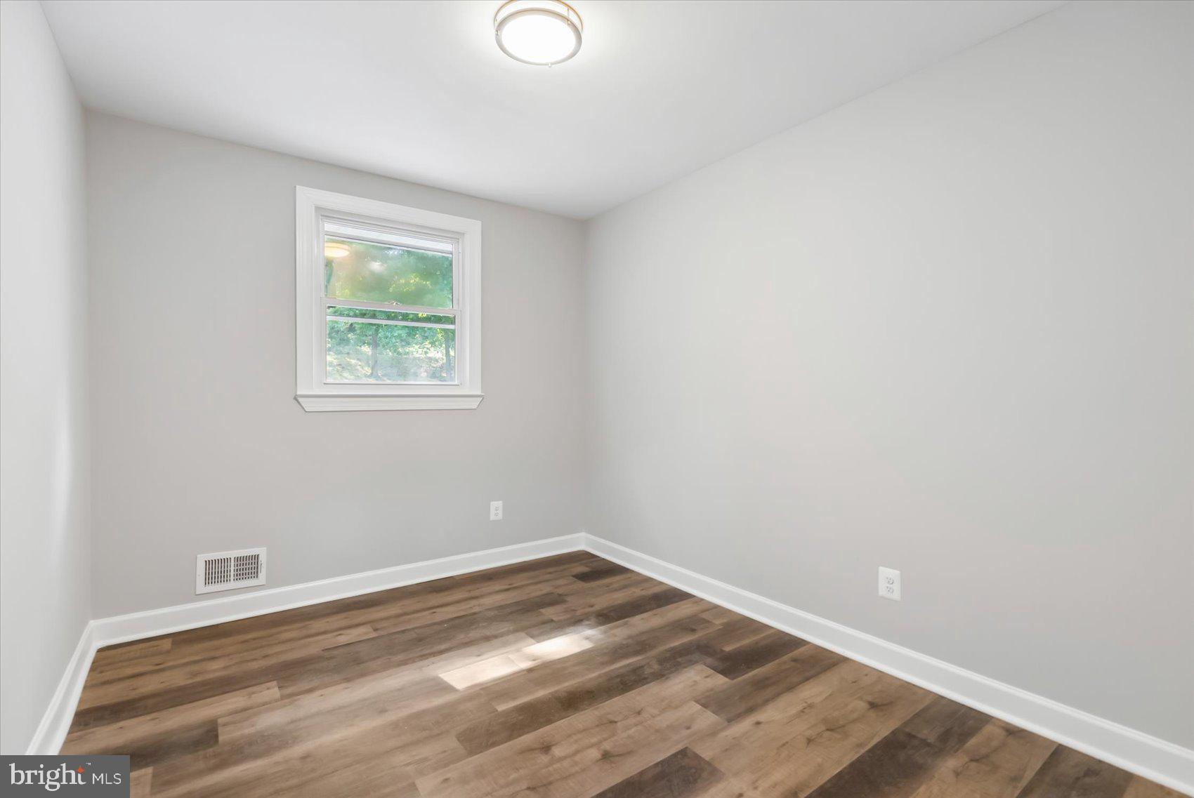 8304 Analee Avenue Rosedale, MD 21237 - Photo 34 of 52