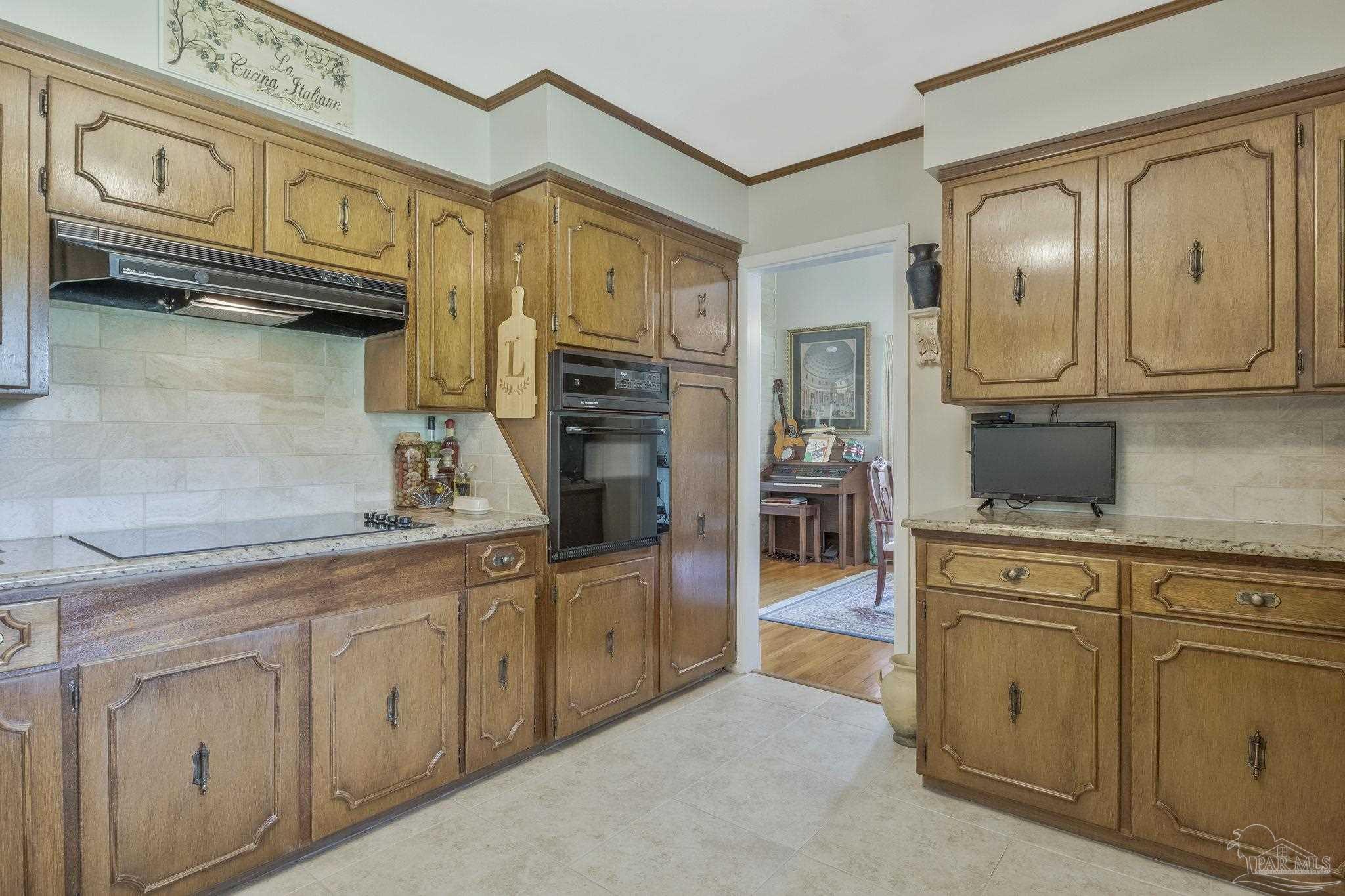 8829 Burning Tree Road Pensacola, FL 32514 - Photo 13 of 72 Gallery Image 13