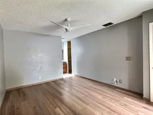 $2,500 | 3831 Cocoplum Circle, Unit 3592, Coconut Creek, FL 33063