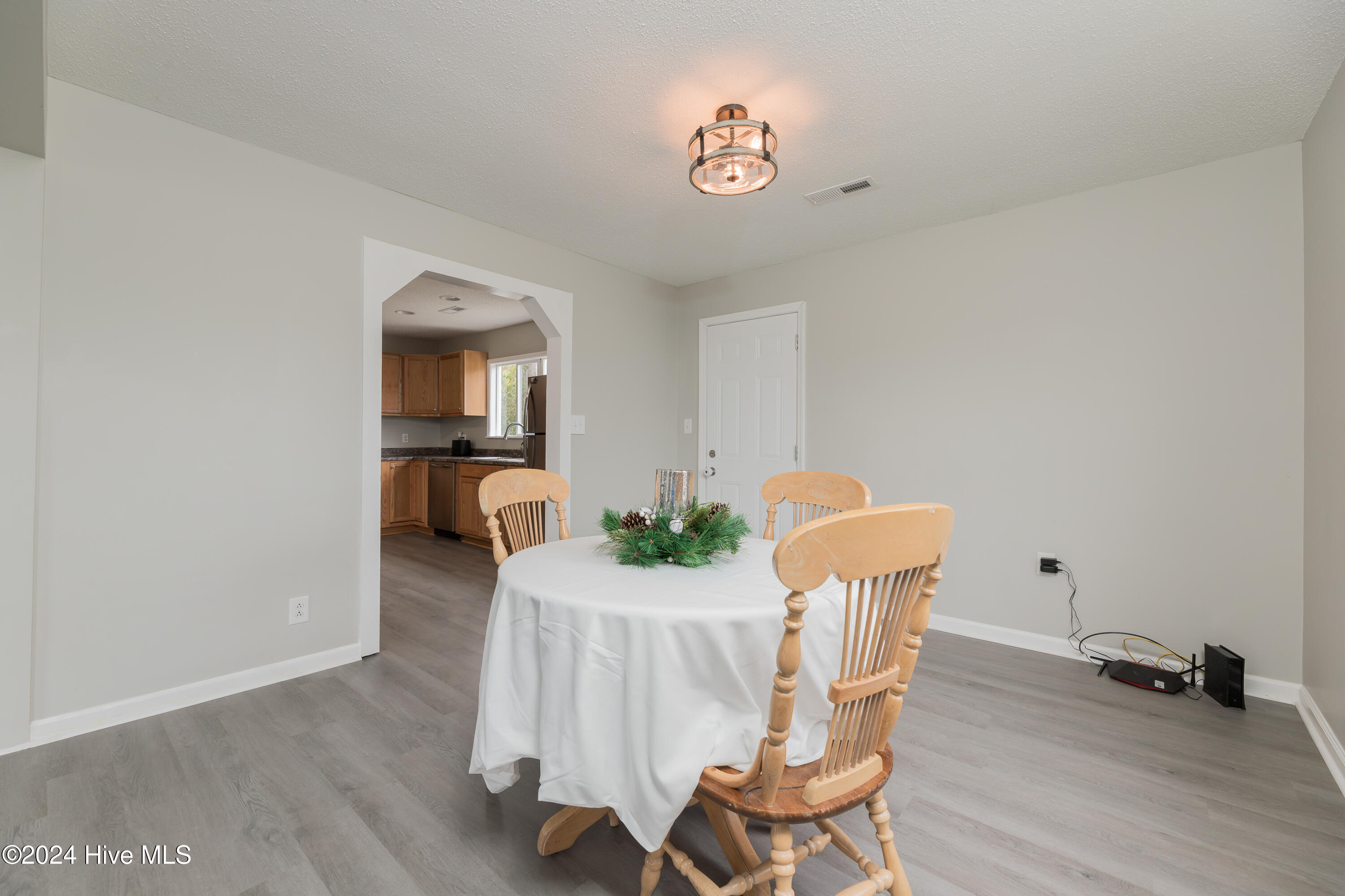 79 Crown Point Road Hubert, NC 28539 - Photo 16 of 43 DiningRoom