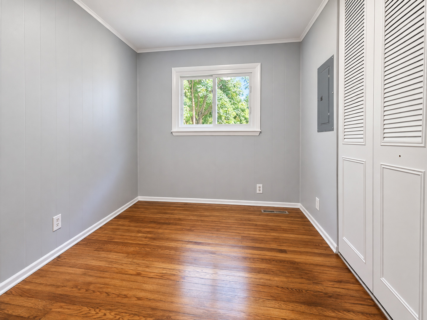 63 Sparrow Road Carpentersville, IL 60110 - Photo 9 of 9 Gallery Image 9