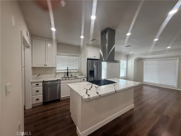 $3,250 | 3688 Taft Street, Riverside, CA 92503