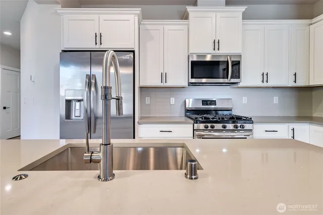 $569,950 | 5077 Northwest Cedarside Loop, Silverdale, WA 98383