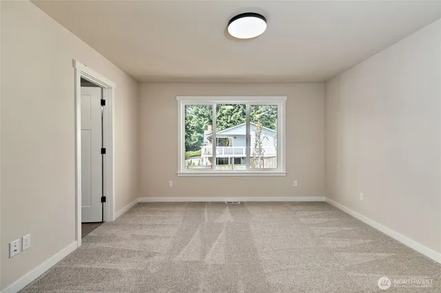 $569,950 | 5077 Northwest Cedarside Loop, Silverdale, WA 98383