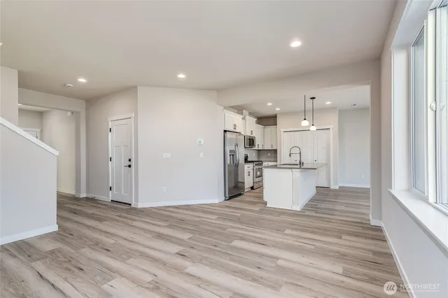 $569,950 | 5077 Northwest Cedarside Loop, Silverdale, WA 98383