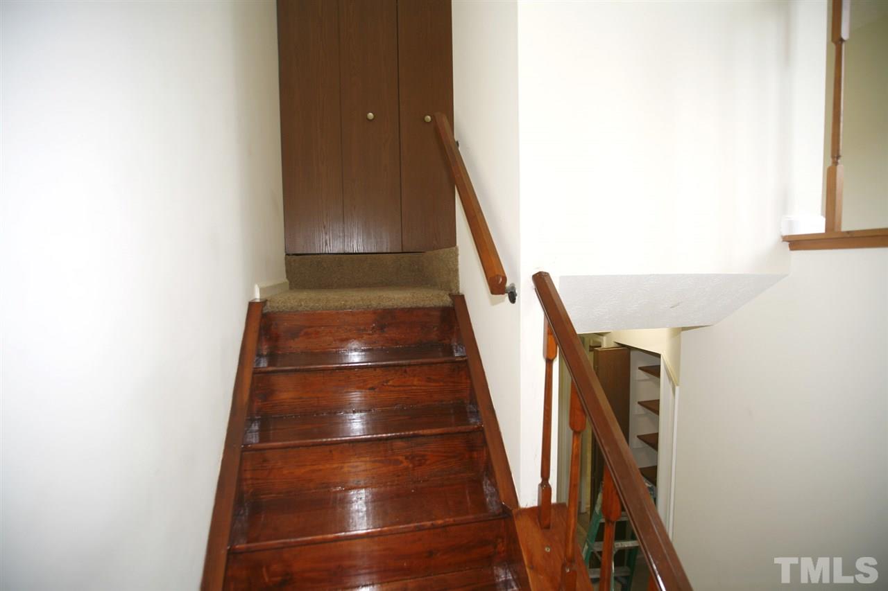 3116 McAdams Drive Raleigh, NC 27604 - Photo 7 of 9