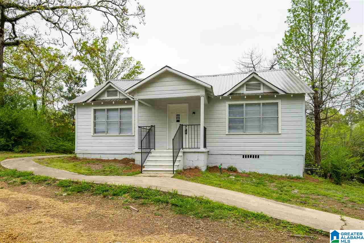 2702 3rd Avenue Jasper, AL 35501 - Photo 1 of 10