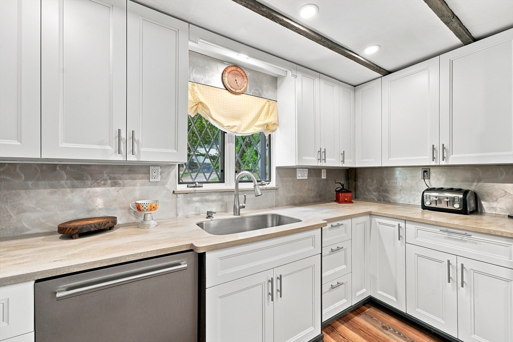 170 Brookfield Road Warren, MA 01010 - Photo 16 of 42 Gallery Image 16