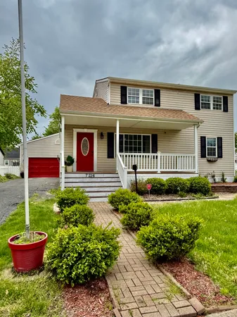 $275,900 | 7216 Montana Avenue, Hammond, IN 46323