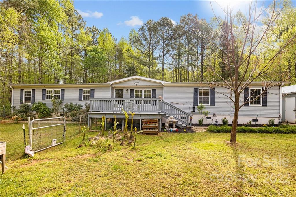 505 Springlake Road York, SC 29745 - Photo 1 of 40