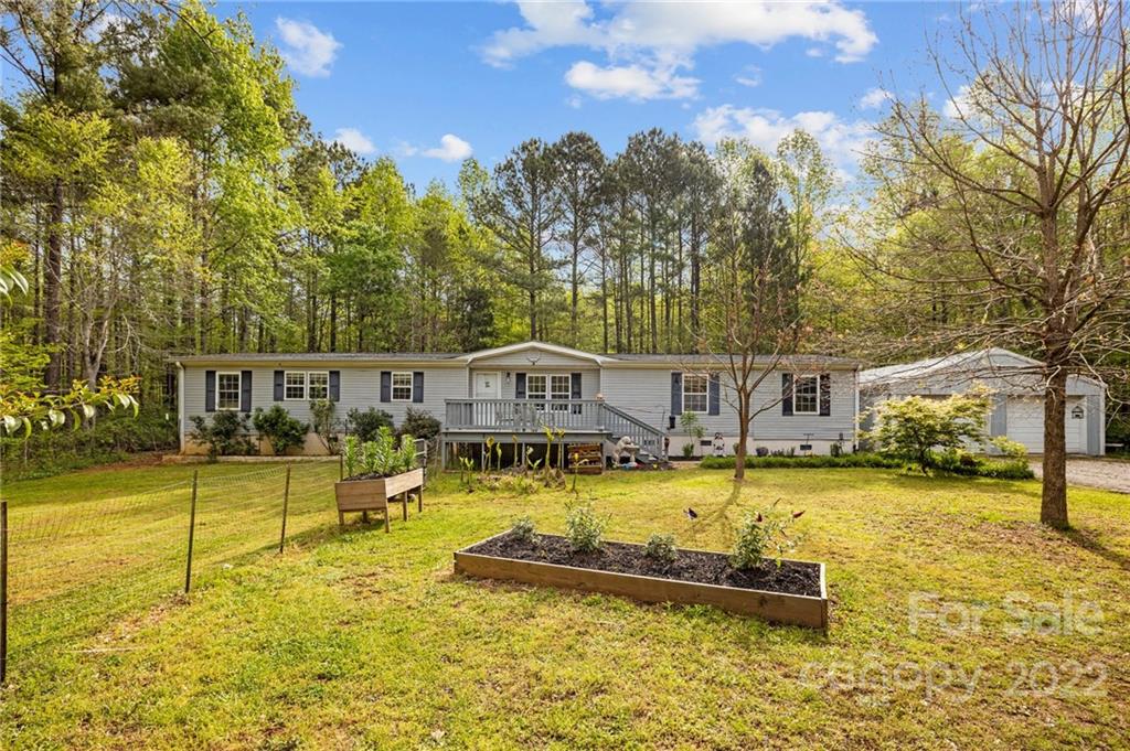 505 Springlake Road York, SC 29745 - Photo 2 of 40
