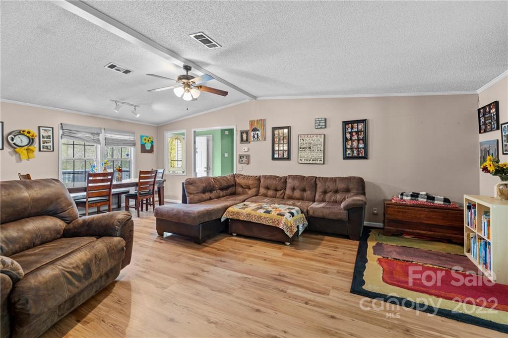 505 Springlake Road York, SC 29745 - Photo 21 of 40