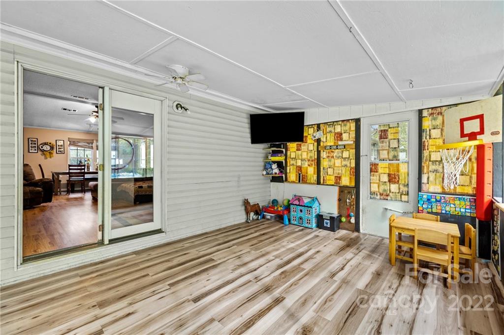 505 Springlake Road York, SC 29745 - Photo 22 of 40