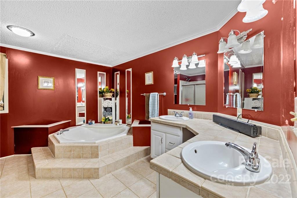 505 Springlake Road York, SC 29745 - Photo 25 of 40