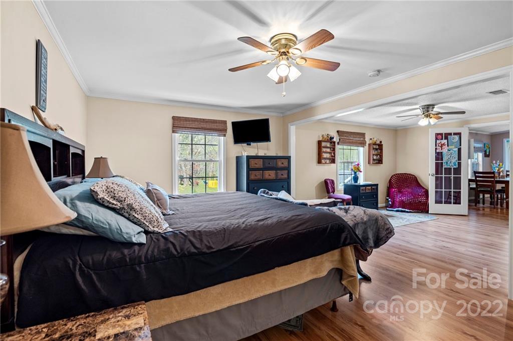 505 Springlake Road York, SC 29745 - Photo 29 of 40
