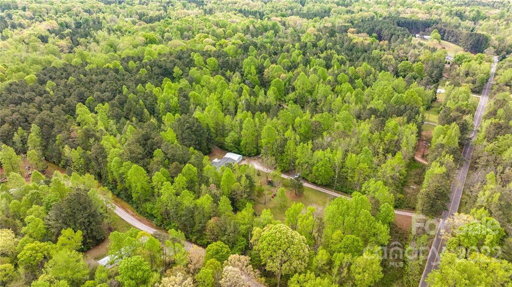 505 Springlake Road York, SC 29745 - Photo 38 of 40
