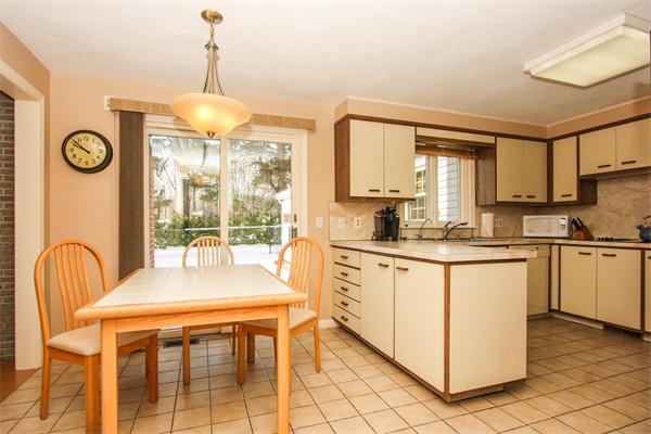 64 Viscount Road Longmeadow, MA 01106 - Photo 11 of 30
