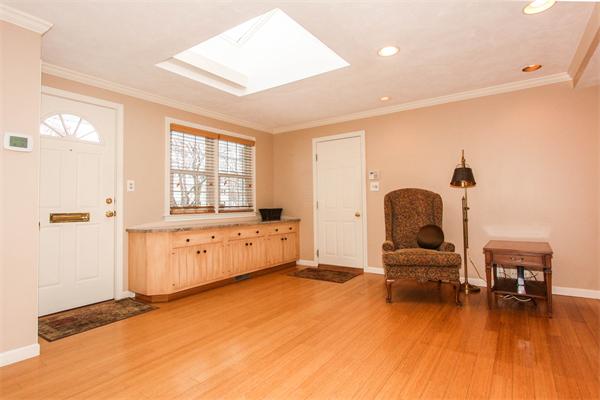 64 Viscount Road Longmeadow, MA 01106 - Photo 8 of 30