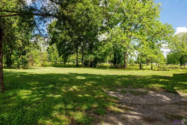 $875,000 | 6229 Rougon Road, Port Allen, LA 70767