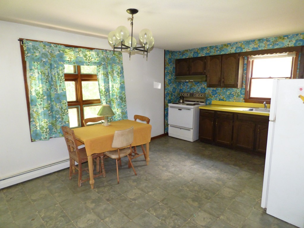 10 Hawley Road Hadley, MA 01035 - Photo 8 of 18 Gallery Image 8