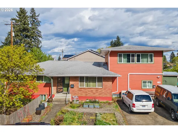 $849,900 | 3710 Southeast 49th Avenue, Portland, OR 97206