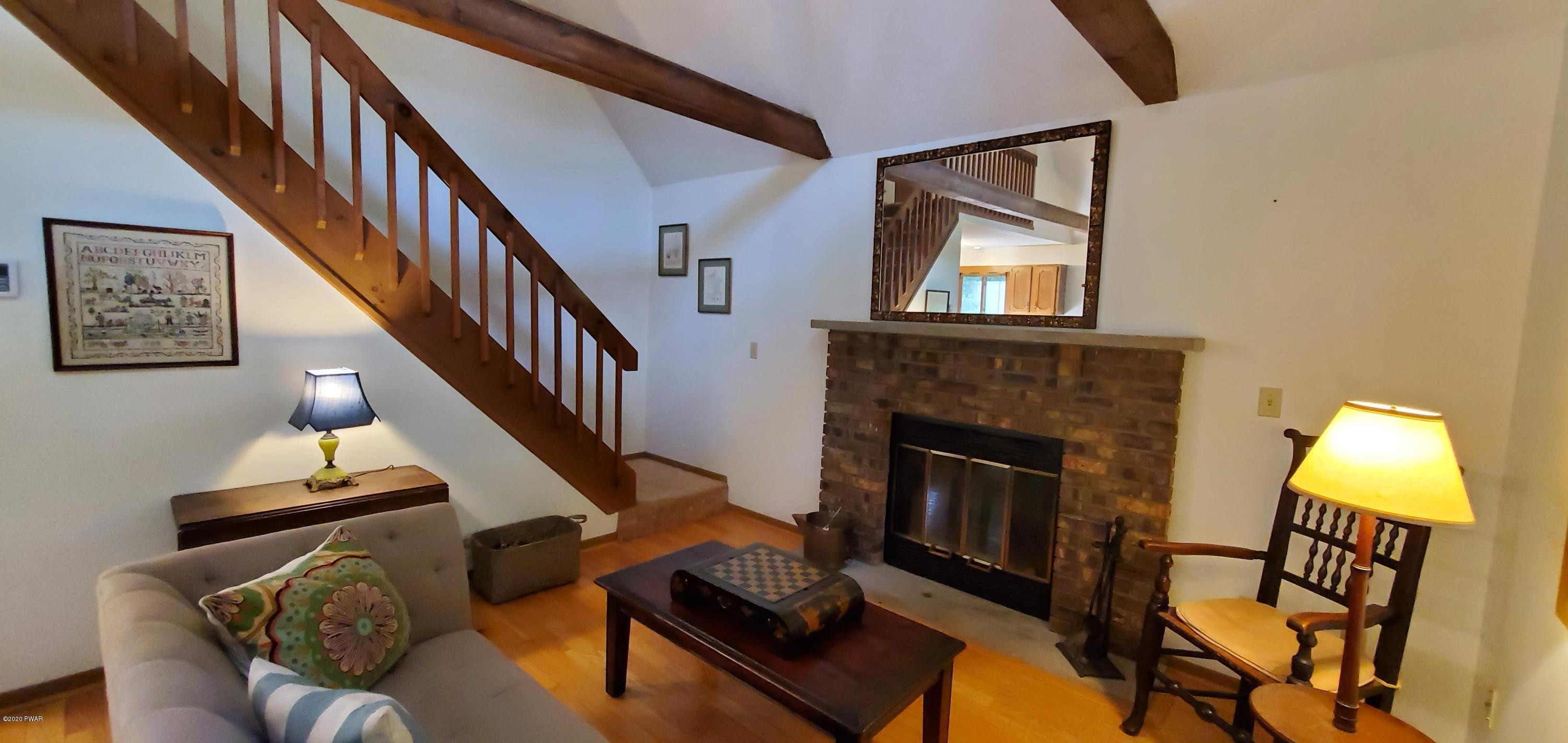 108 Pine Tree Road Shohola, PA 18458 - Photo 8 of 33 Living Room