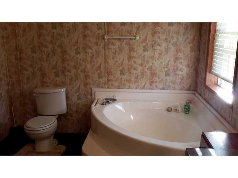 350 Transalpine Road Lincoln, ME 04457 - Photo 20 of 27 Bathroom. Bathtub and shower.