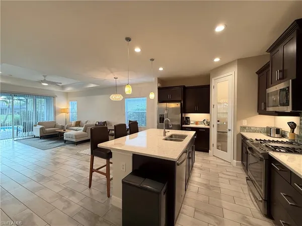 $3,400 | 19810 Coconut Harbor Circle, Fort Myers, FL 33908