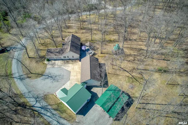 $399,000 | 10950 Prestwick Drive, Benton, IL 62812